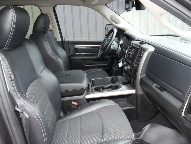 Used 2018 RAM 2500 Big Horn w/ Sport Appearance Group AWD/4WD image 29
