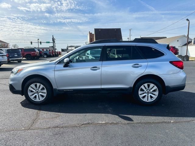 Used 2016 Subaru Outback 2.5i Premium image 4