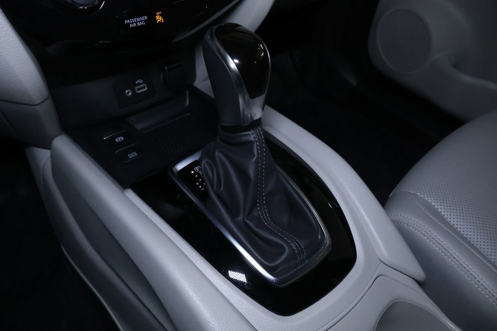 Used 2022 Nissan Rogue Sport SL w/ Premium Package image 33