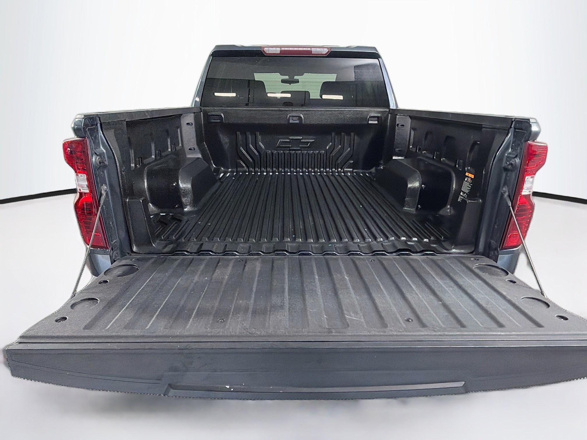 Used 2021 Chevrolet Silverado 1500 LT AWD/4WD image 29