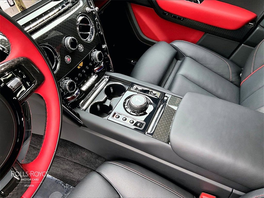 Certified 2024 Rolls-Royce Cullinan Black Badge image 16