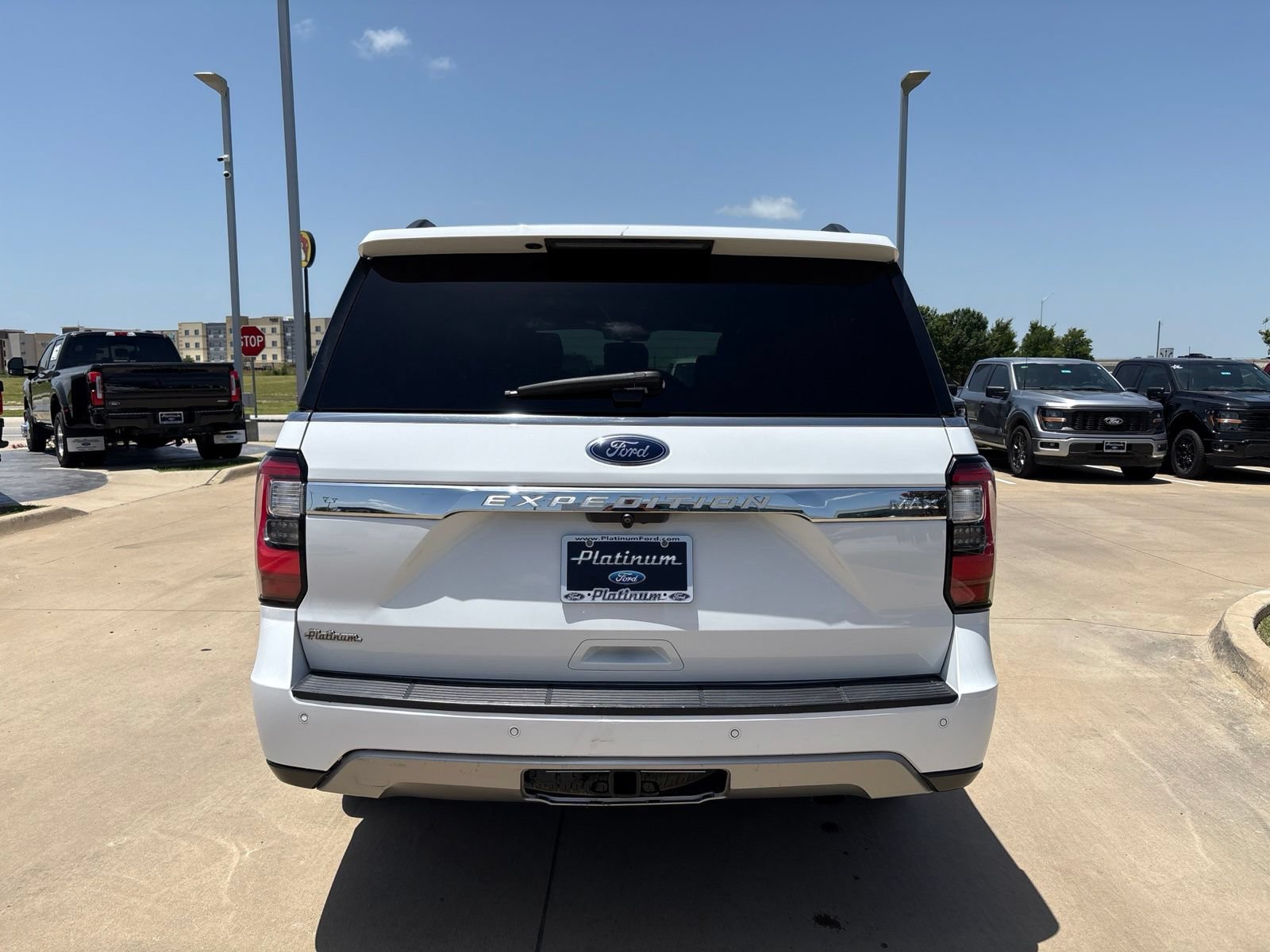 Used 2020 Ford Expedition Max Limited AWD/4WD image 4