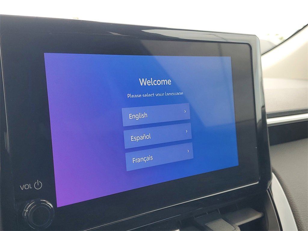 Used 2024 Toyota Corolla Cross LE image 27