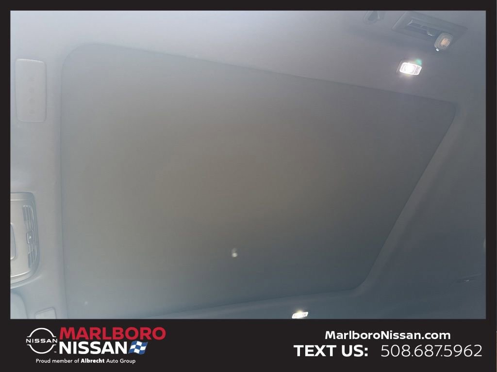 Used 2022 Cadillac Escalade Premium Luxury w/ Performance Package image 43