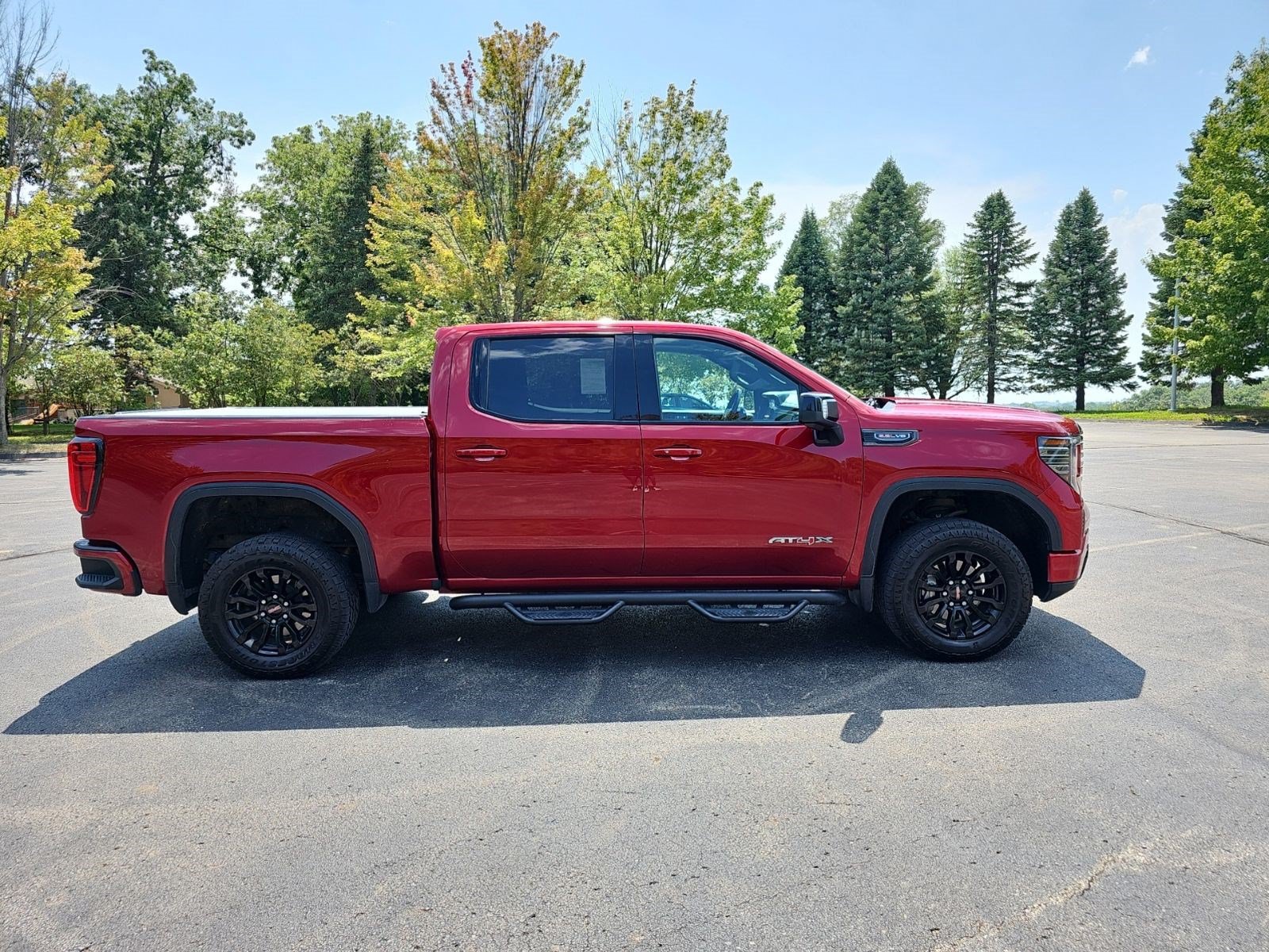 Used 2022 GMC Sierra 1500 AT4X AWD/4WD image 7