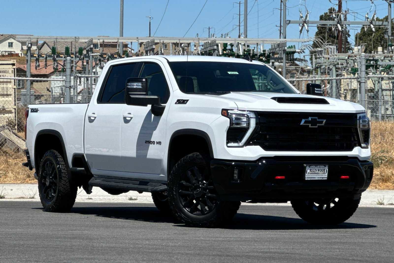 New 2025 Chevrolet Silverado 2500 LT w/ Trail Boss Package