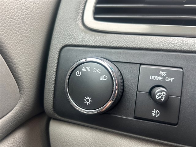 Used 2013 Chevrolet Tahoe LT AWD/4WD image 27