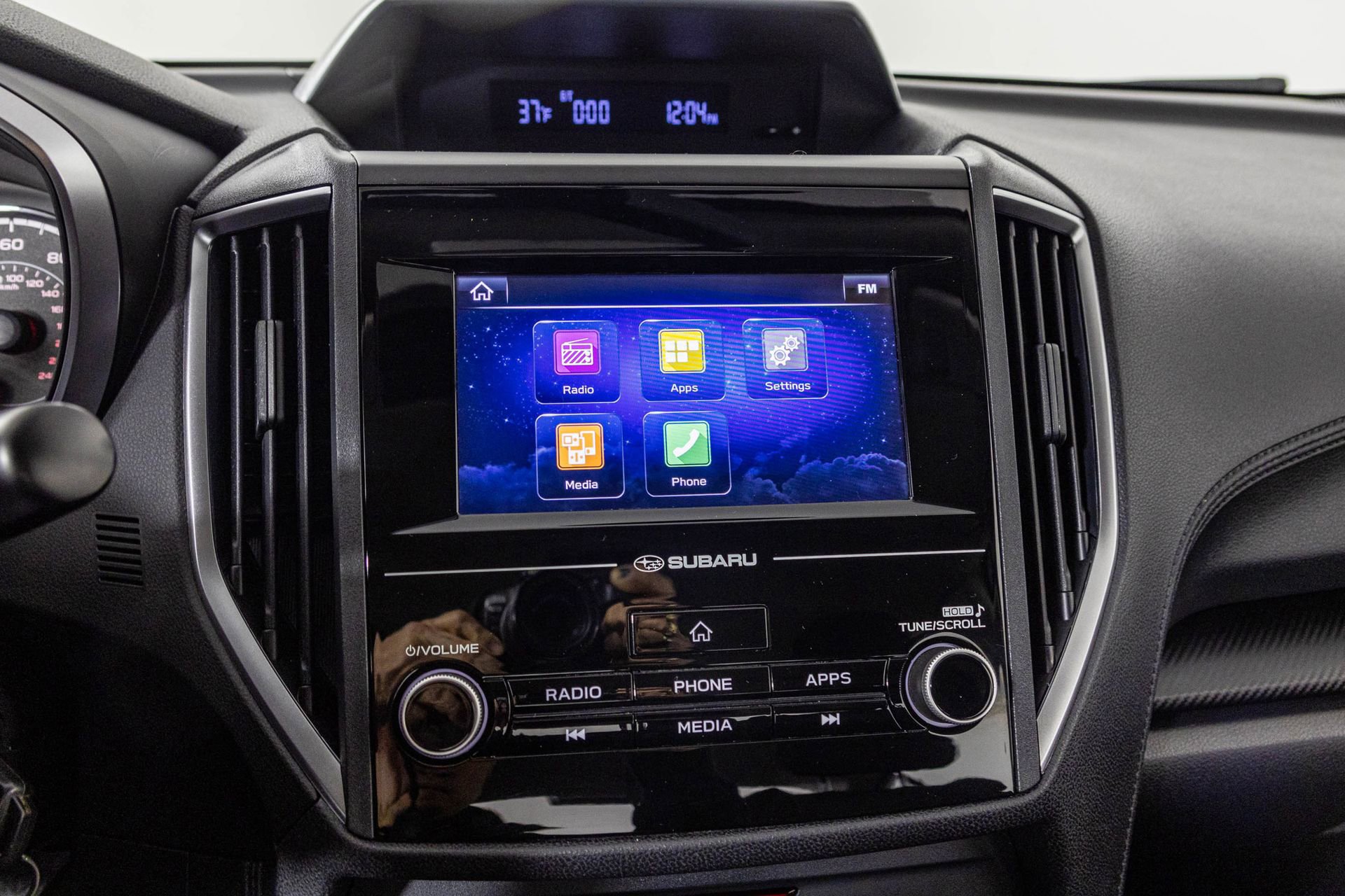 Used 2018 Subaru Impreza 2.0i Premium image 25