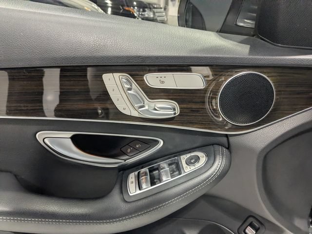 Used 2017 Mercedes-Benz C 300 4MATIC Sedan image 20