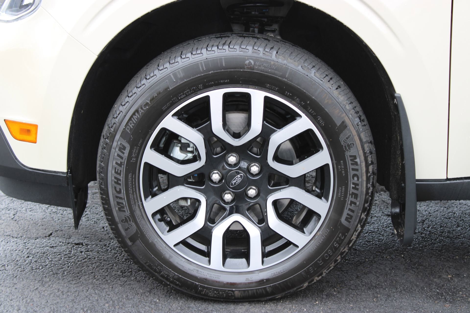 Used 2024 Ford Maverick Lariat FWD image 11