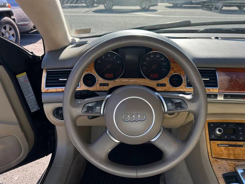 Used 2005 Audi A8 4.2 image 3