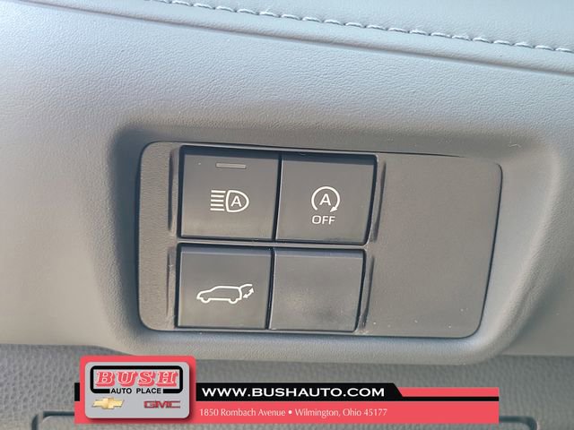 Used 2024 Toyota Highlander LE AWD/4WD image 22
