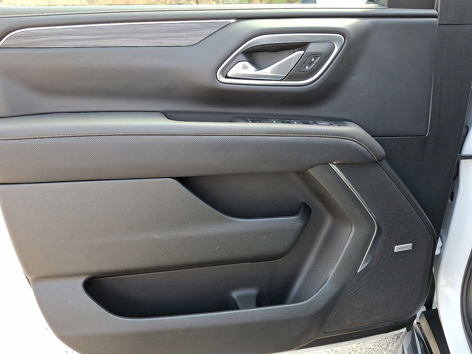 Certified 2024 GMC Yukon XL SLT w/ SLT Premium Package image 10