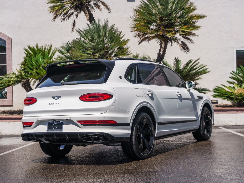 Used 2025 Bentley Bentayga Extended Wheelbase AWD/4WD image 31