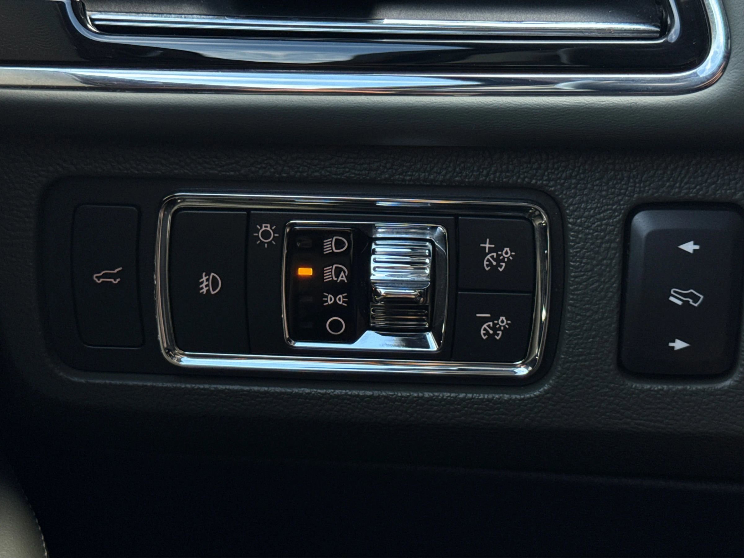 Used 2022 Lincoln Navigator Black Label image 11