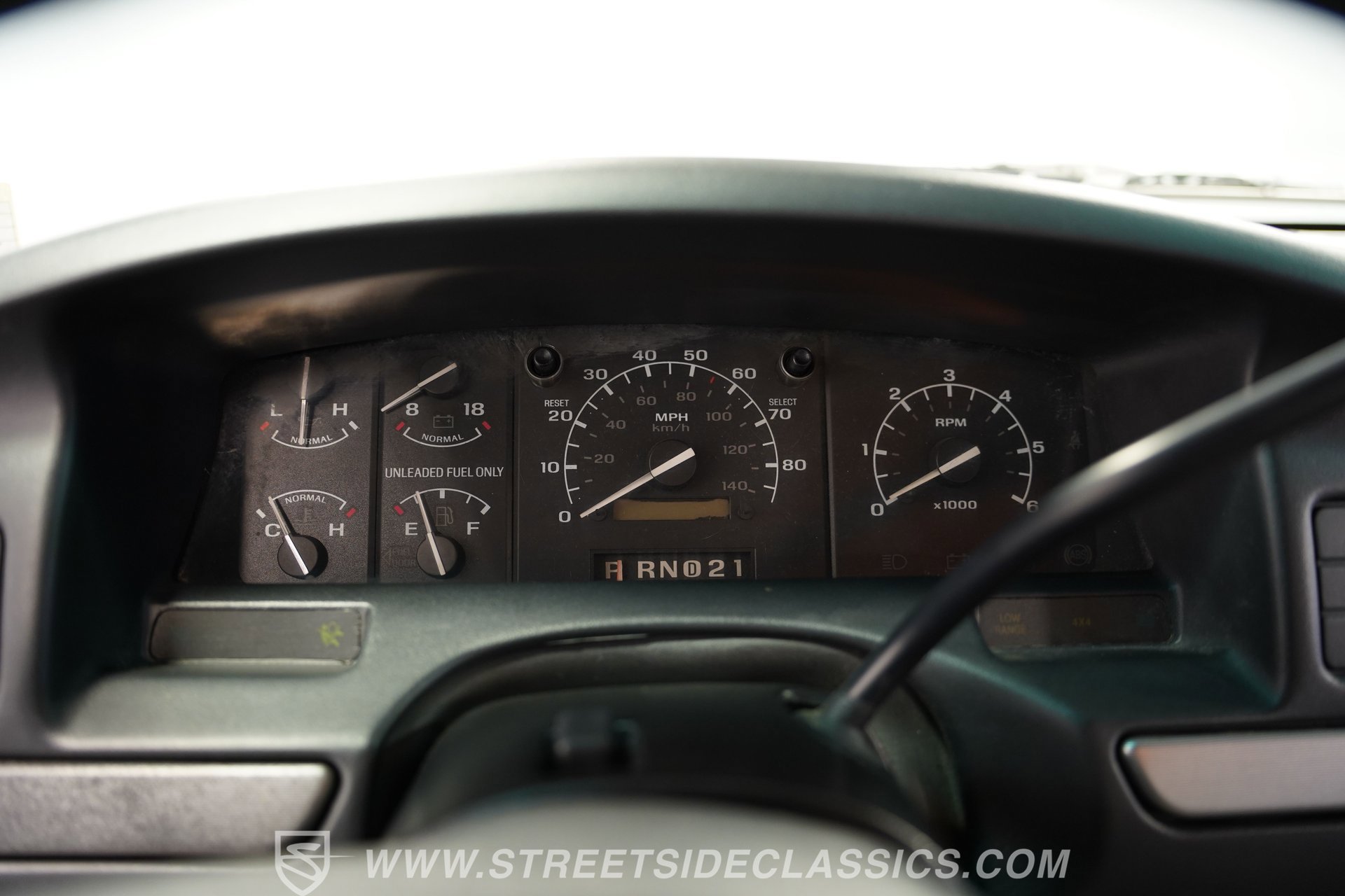 Used 1994 Ford F150 XLT image 40