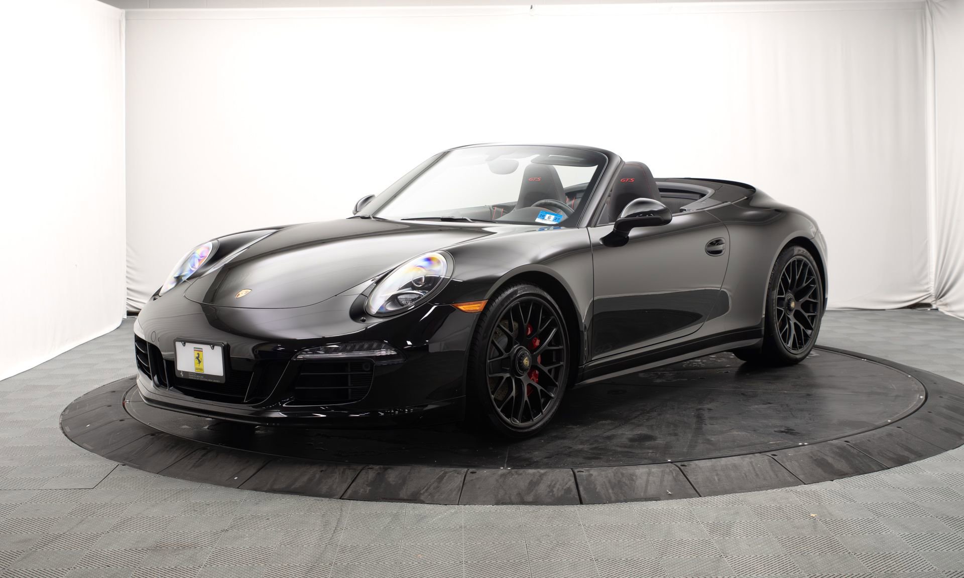 Used 2015 Porsche 911 Carrera 4 GTS image 7
