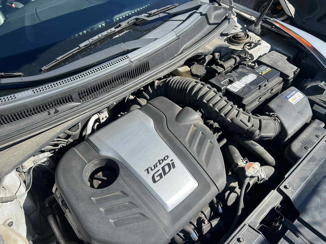 Used 2016 Hyundai Veloster Turbo image 14