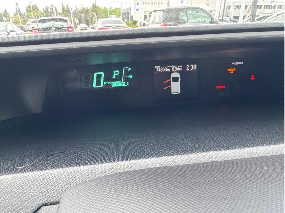 Used 2013 Toyota Prius C Three image 12