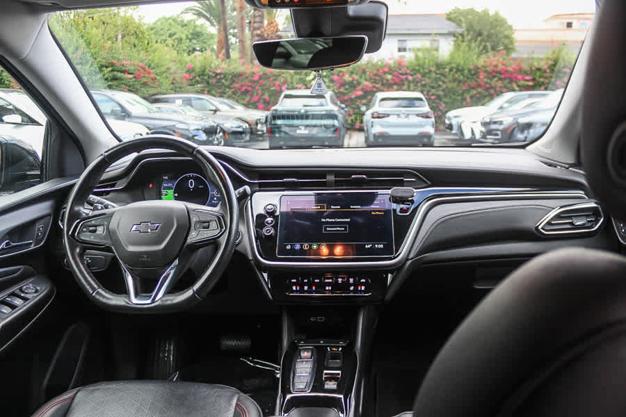 Used 2023 Chevrolet Bolt EUV Premier w/ Redline Edition FWD image 19