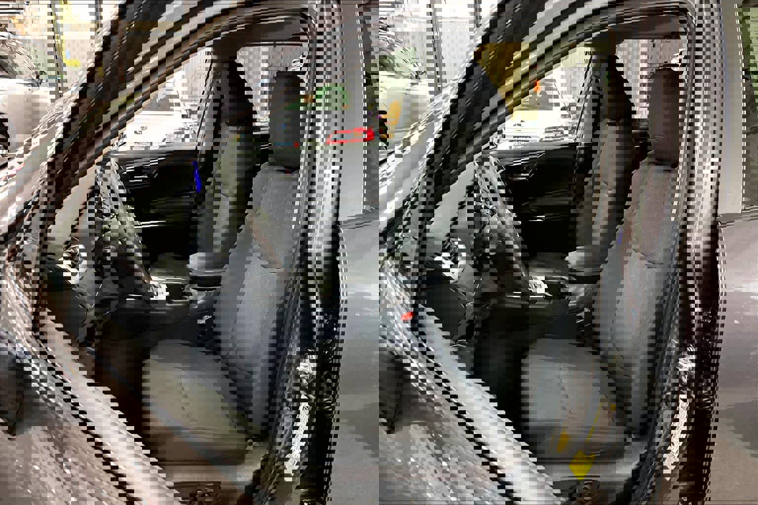 Used 2024 Toyota RAV4 XLE w/ Convenience Package image 8