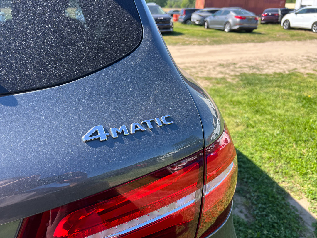 Used 2017 Mercedes-Benz GLC 300 4MATIC image 4