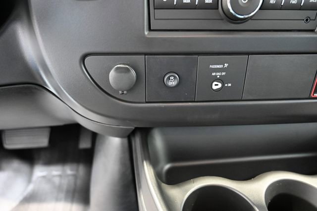 New 2026 GMC Savana 3500 w/ Driver Convenience Package RWD image 17