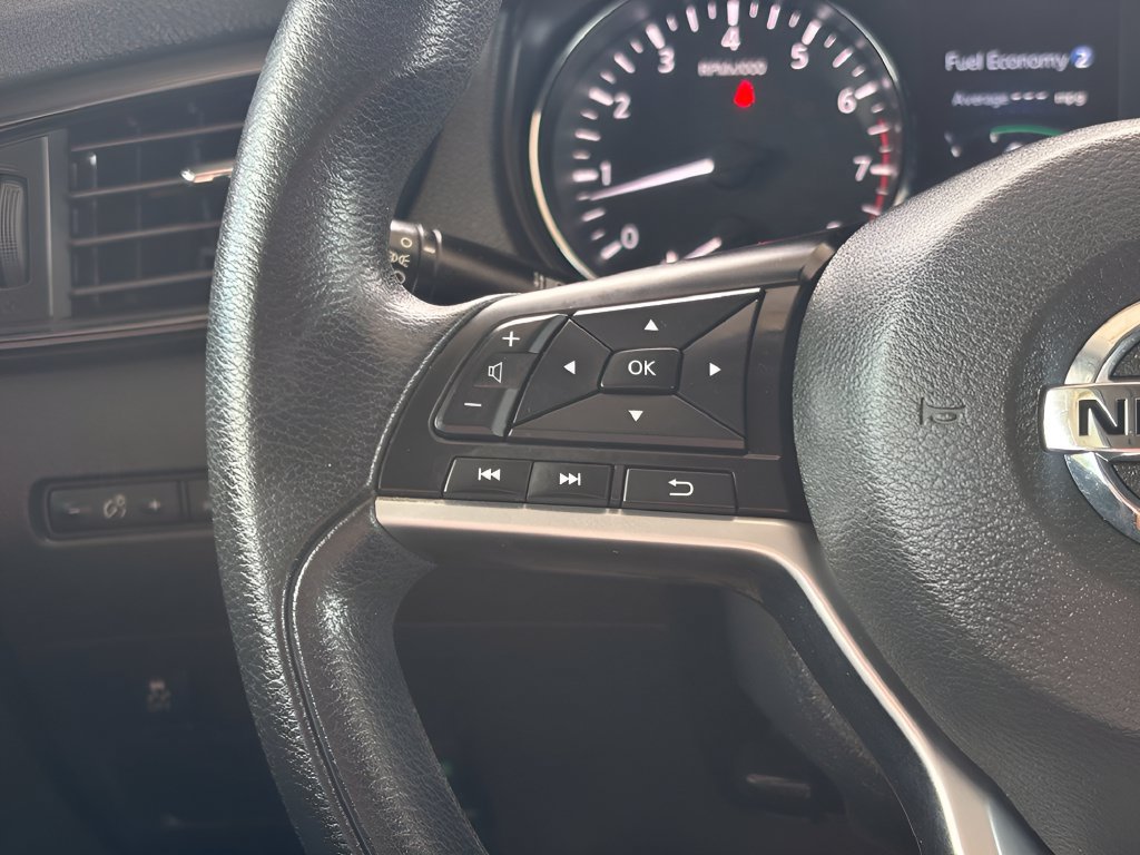 Used 2017 Nissan Rogue S FWD image 15
