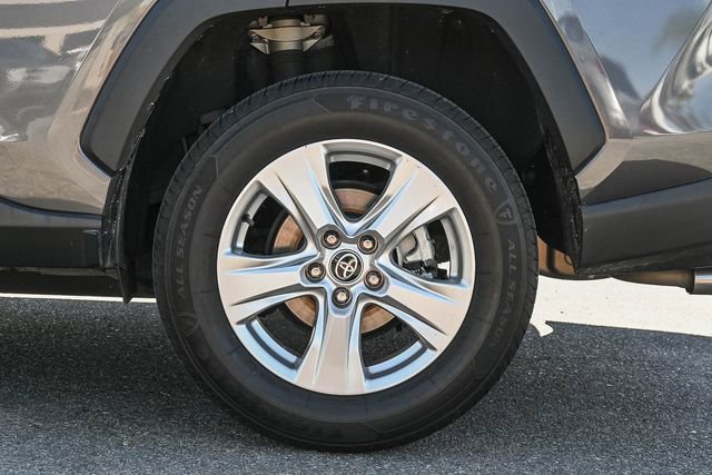 Used 2021 Toyota RAV4 XLE image 10