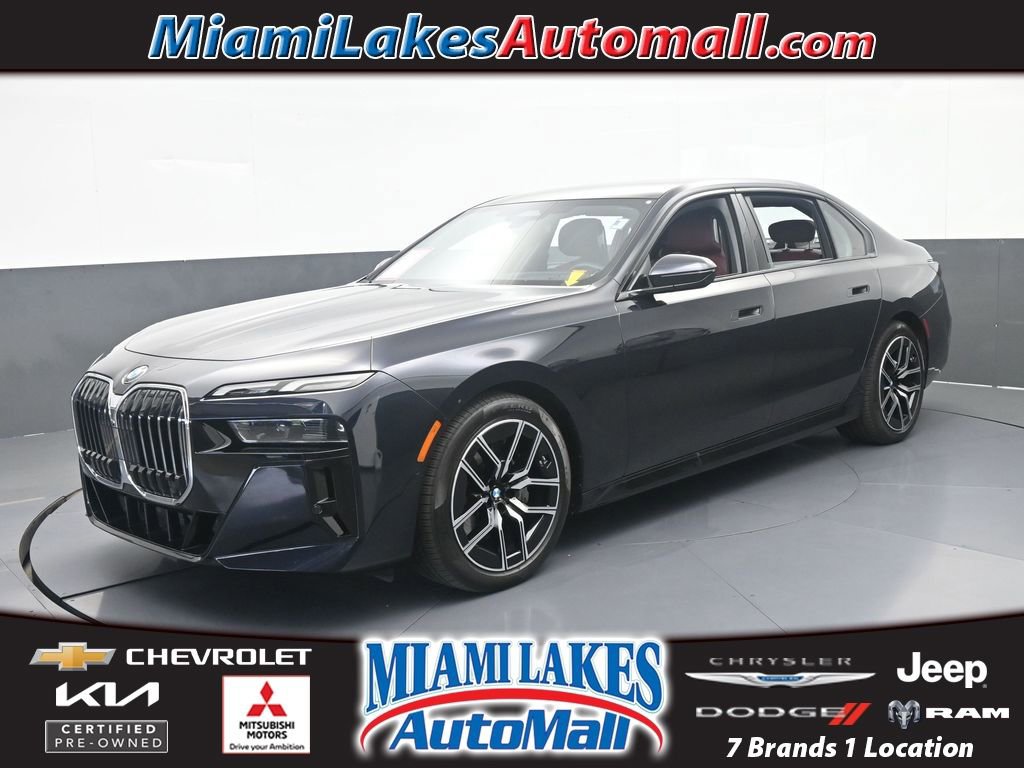Used 2025 BMW 740i xDrive AWD/4WD image 1