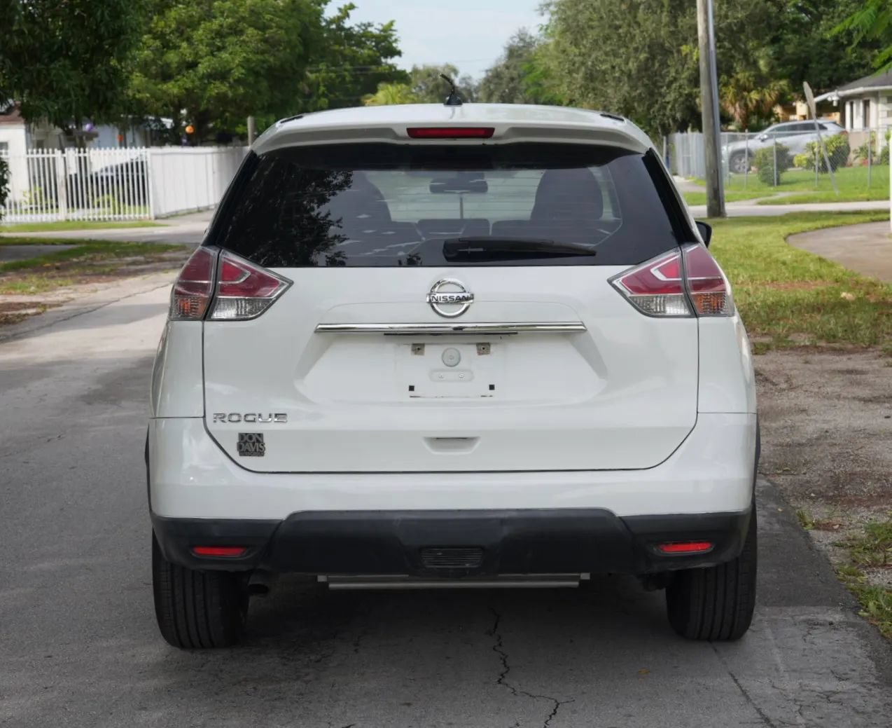 Used 2015 Nissan Rogue S FWD image 7