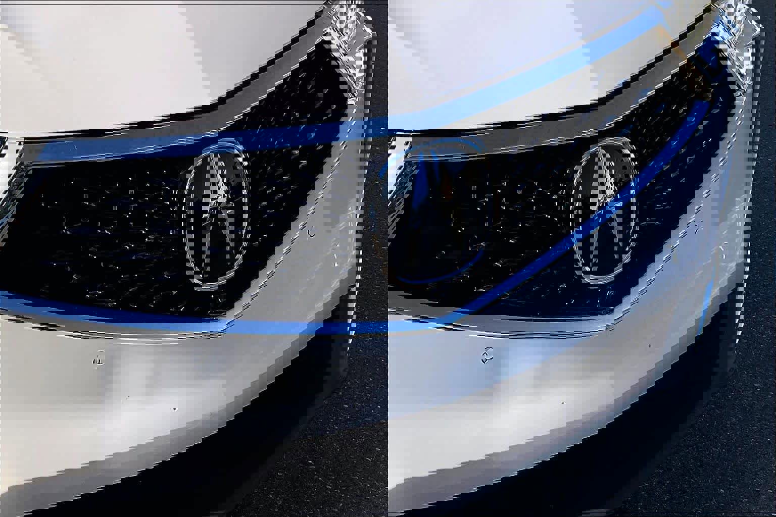 Used 2023 Acura RDX AWD w/ Advance Package image 32