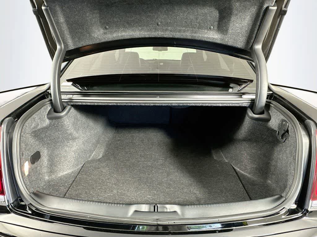 Used 2023 Chrysler 300 C RWD image 21