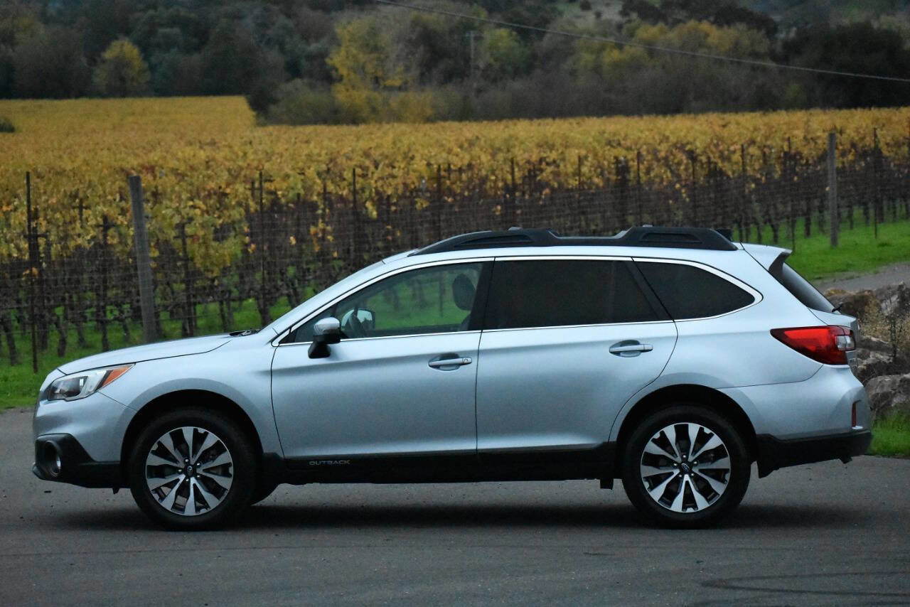Used 2016 Subaru Outback 3.6R Limited image 10