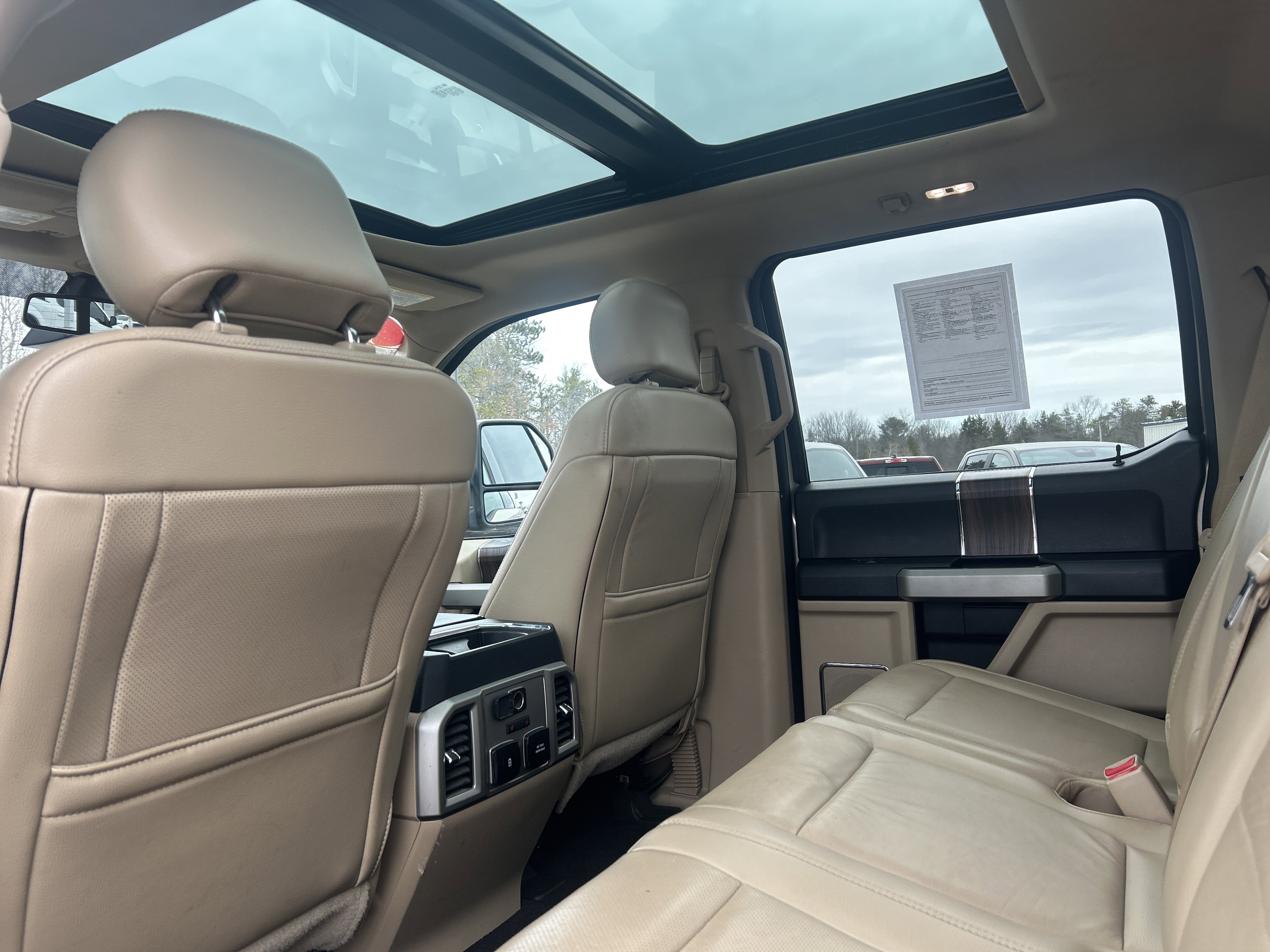 Used 2017 Ford F150 Lariat w/ Equipment Group 502A Luxury image 10