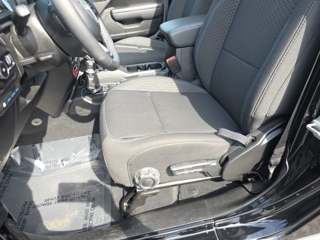 Used 2025 Jeep Wrangler Unlimited Rubicon 4xe w/ Safety Group image 23