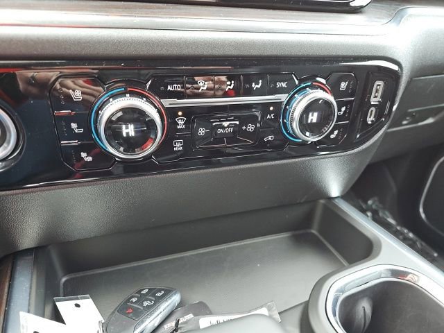 Used 2023 GMC Sierra 1500 SLT w/ SLT Premium Package image 21