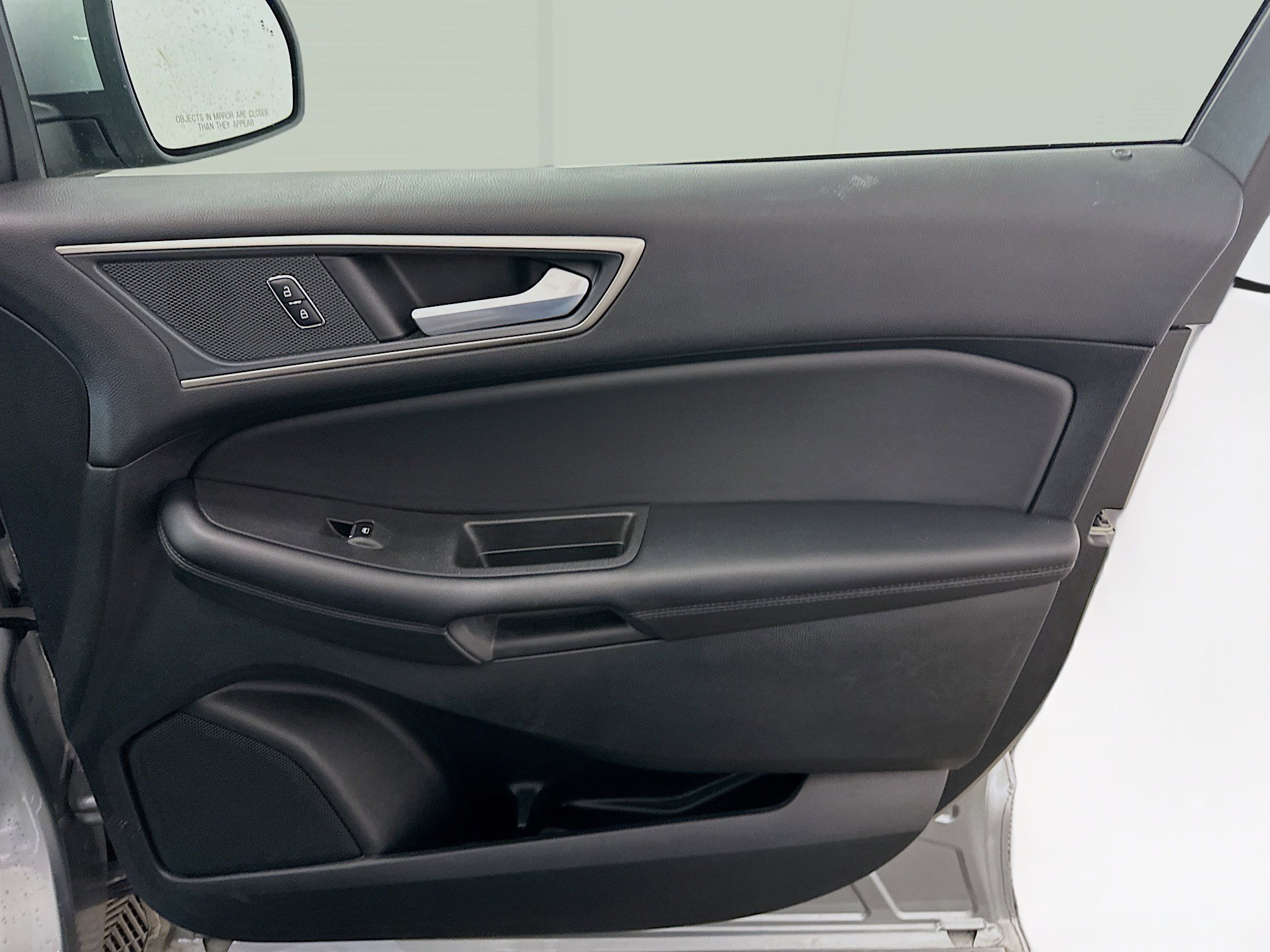 Used 2024 Ford Edge SEL image 32