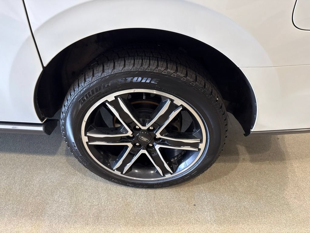 Used 2020 Ford Expedition Max Limited w/ Special Edition Package AWD/4WD image 10