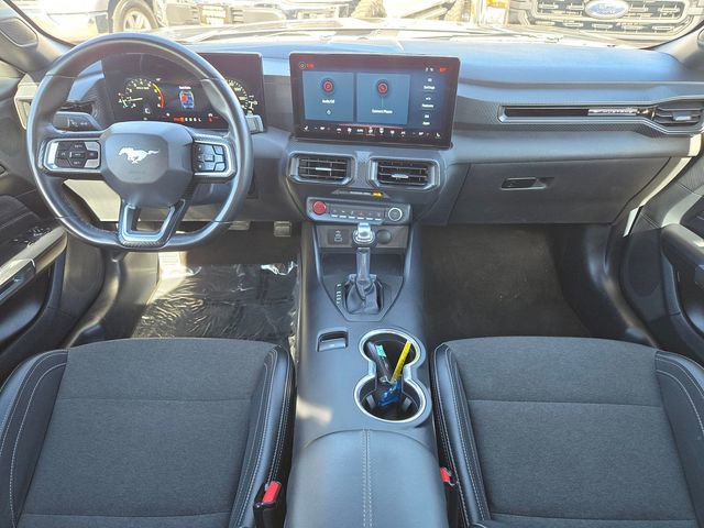 Used 2024 Ford Mustang EcoBoost image 9