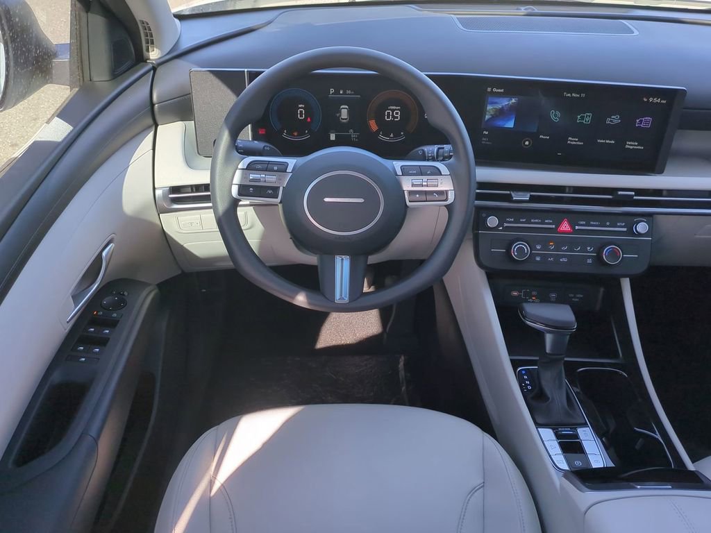 New 2026 Hyundai Tucson SE image 18