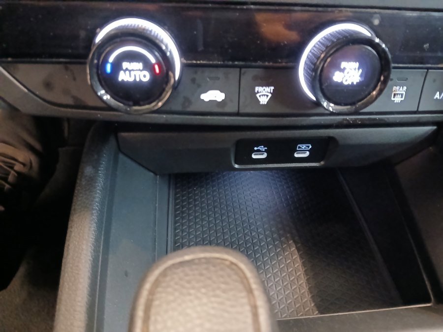 Used 2024 Honda Accord LX image 29