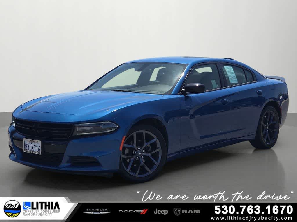 Used 2021 Dodge Charger SXT w/ Blacktop Package RWD image 1