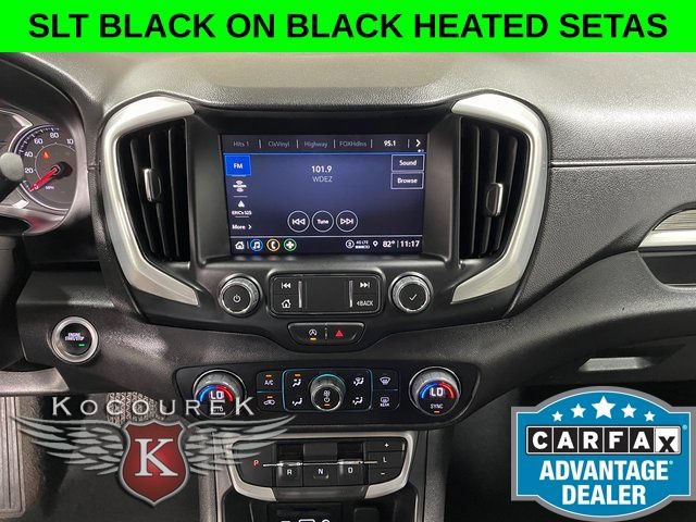 Used 2024 GMC Terrain SLT AWD/4WD image 16