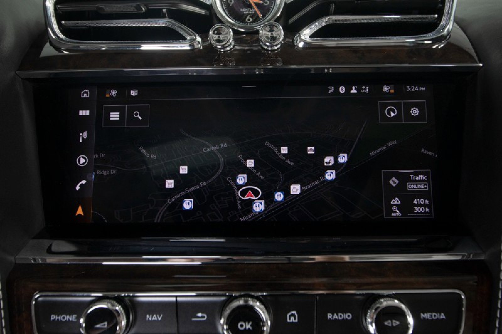 Used 2023 Bentley Bentayga Extended Wheelbase image 26