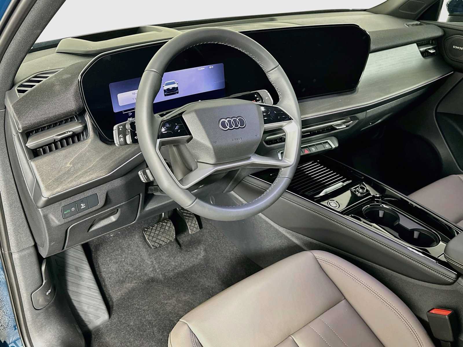 New 2026 Audi Q3 quattro 2.0T AWD/4WD image 9