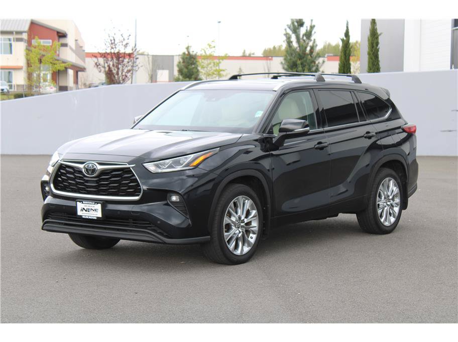Used 2020 Toyota Highlander Limited AWD/4WD image 1