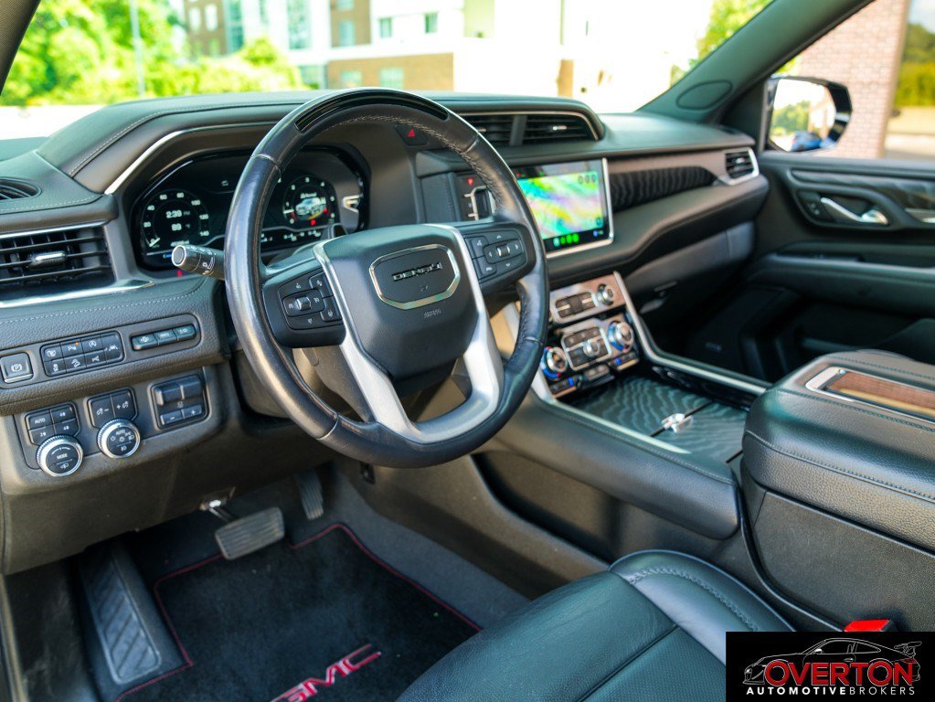 Used 2023 GMC Yukon Denali w/ Denali Reserve Package AWD/4WD image 16