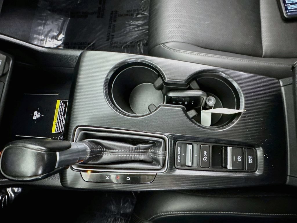 Used 2023 Honda Civic Touring image 17