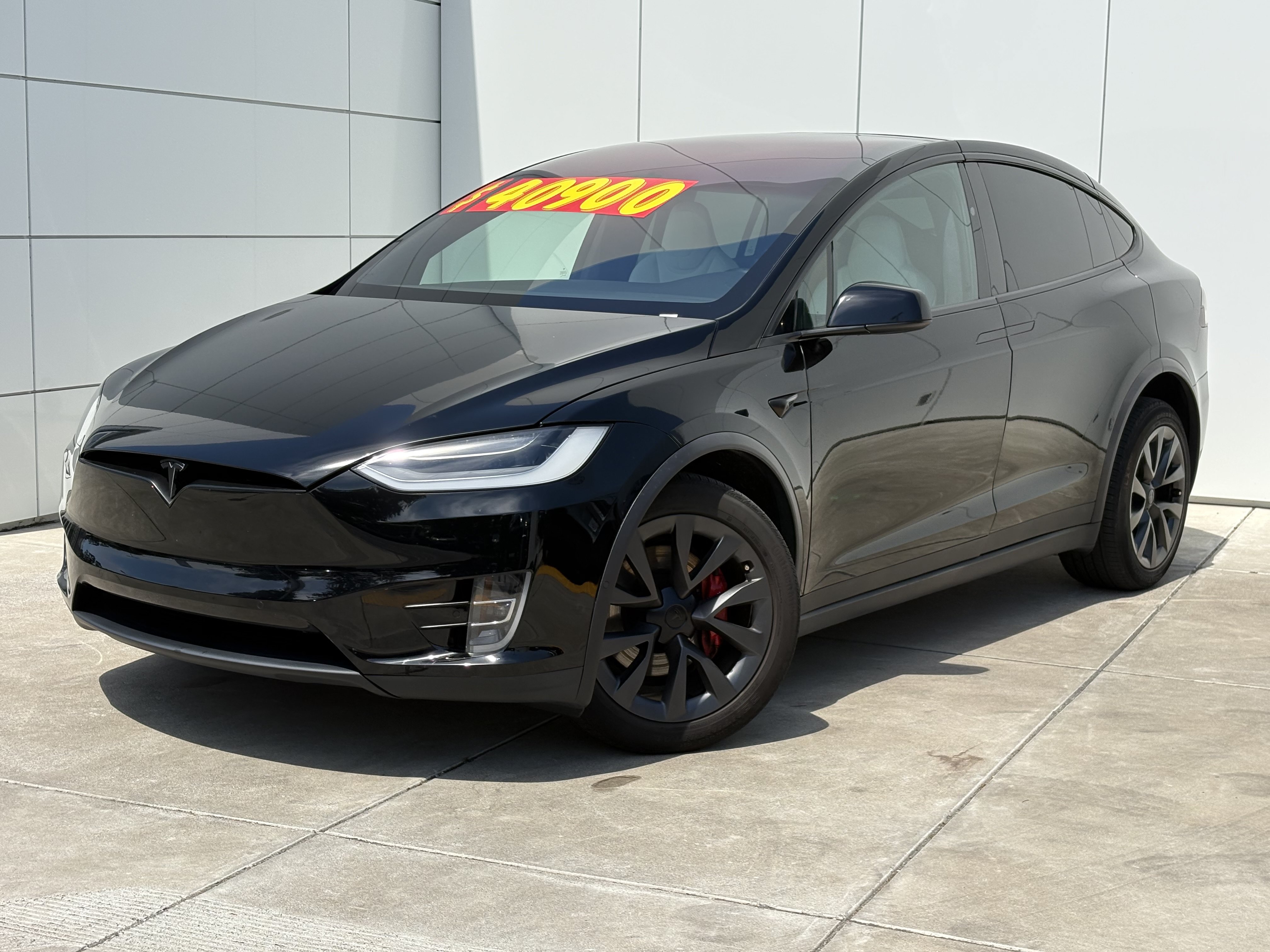 Used 2019 Tesla Model X P100D AWD/4WD image 2